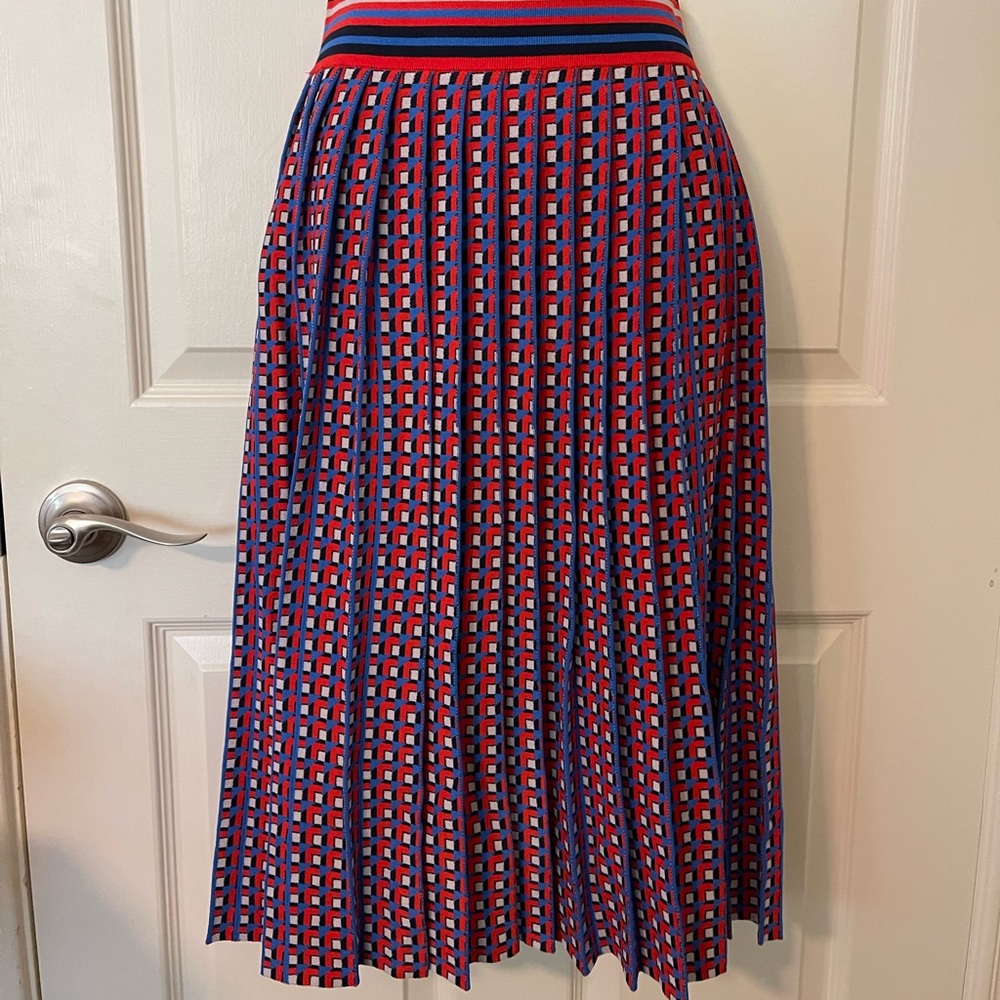 NWT Banana Republic Pleated Skirt
